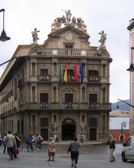 Abogados reclamaciones ayuntamiento Pamplona